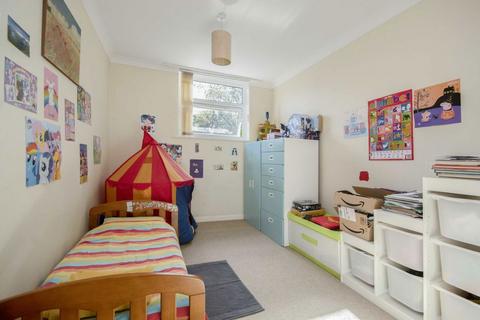 undefined, Gordon Road, London W13
