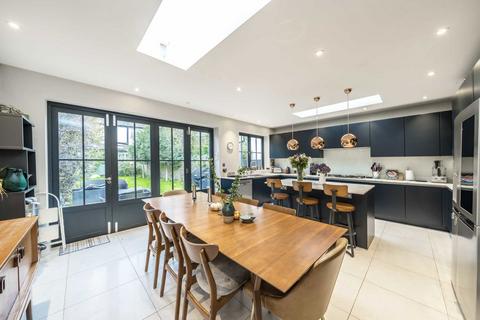 5 bedroom semi-detached house for sale, Wilton Crescent, London SW19