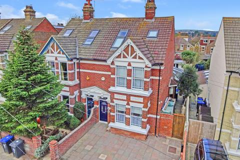 4 bedroom semi-detached house for sale, Gordon Road, Shoreham-by-Sea BN43