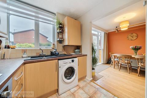 3 bedroom terraced house for sale, Counthill Road, Watersheddings, Oldham, OL4