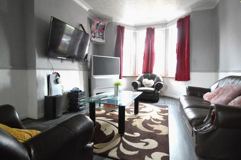 3 bedroom end of terrace house for sale, Benares Road, London