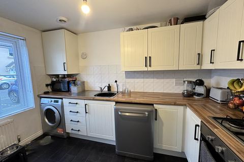 3 bedroom semi-detached house to rent, Station Green, Bishops Lydeard TA4