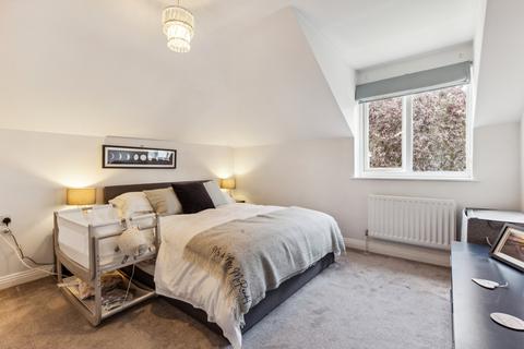 2 bedroom flat for sale, Berisford Mews, London