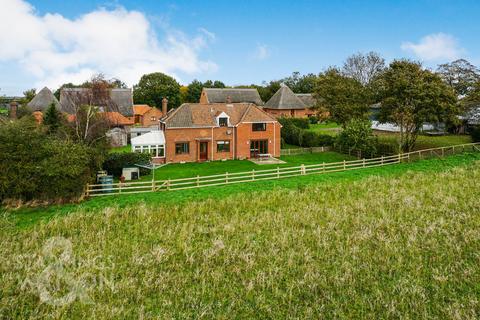 3 bedroom detached house for sale, Bloodhills Road, Great Yarmouth