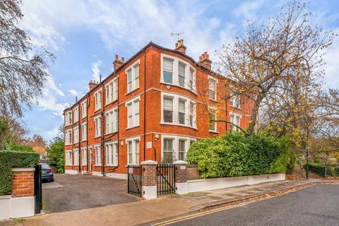 4 bedroom flat to rent, Riverview Mansions, Clevedon Road, Twickenham