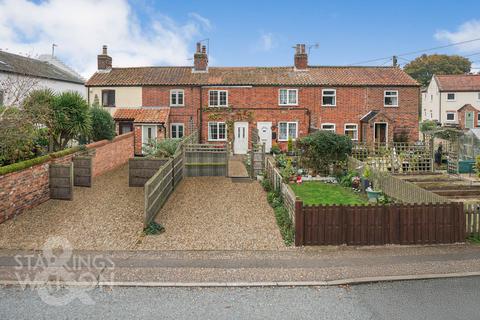 2 bedroom terraced house for sale, High Green, Brooke, Norwich