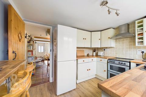 2 bedroom terraced house for sale, High Green, Brooke, Norwich