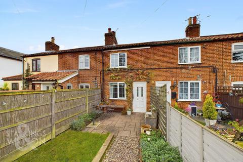 2 bedroom terraced house for sale, High Green, Brooke, Norwich