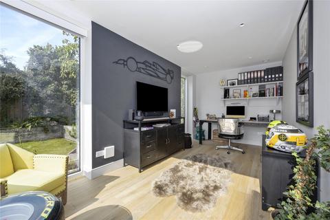 13 Lammas Lane, Esher, KT10 8PA