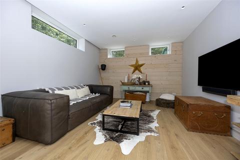 13 Lammas Lane, Esher, KT10 8PA