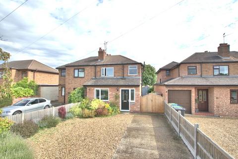 3 bedroom semi-detached house to rent, Haverhill Road, Cambridge CB22