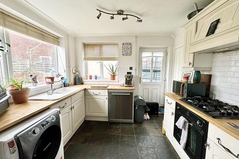 3 bedroom semi-detached house for sale, PENSHURST ROAD, CLEETHORPES