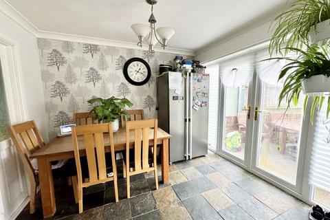 3 bedroom semi-detached house for sale, PENSHURST ROAD, CLEETHORPES