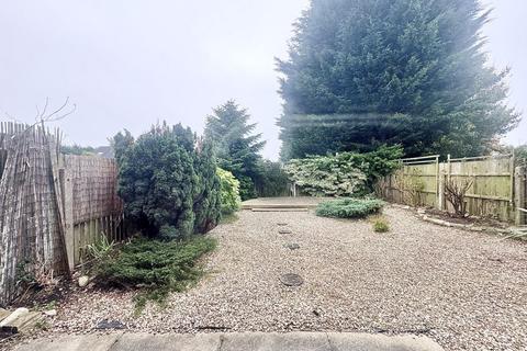 5 Toothill Gardens, Grimsby, DN34 4EP
