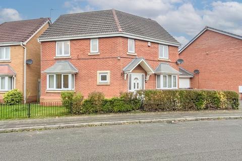 4 bedroom link detached house for sale, Wrenbury Drive, Bilston