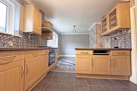 3 bedroom end of terrace house for sale, Sheepfold Close, ROWLEY REGIS, B65 8HF