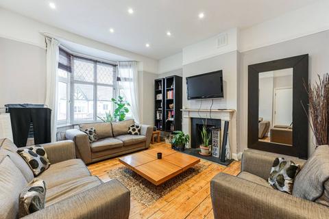 Wavertree Road, Streatham Hill, London, SW2