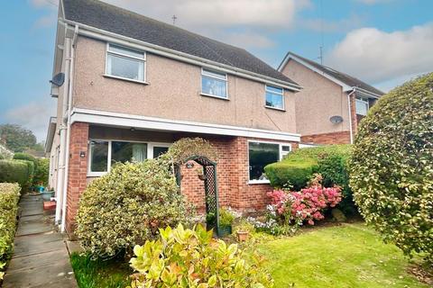 3 bedroom detached house for sale, Victoria Drive, Llandudno Junction