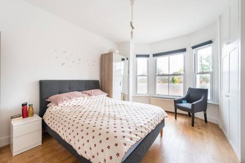 4 bedroom end of terrace house for sale, Friars Place Lane, Acton, London, W3