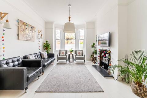 4 bedroom end of terrace house for sale, Friars Place Lane, Acton, London, W3