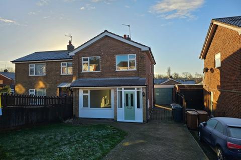 3 bedroom semi-detached house for sale, Witham Close, Melton Mowbray