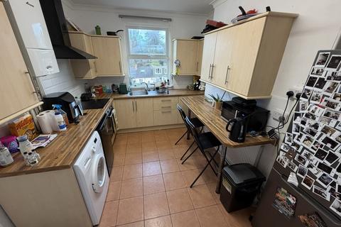 4 bedroom house share to rent, Waterloo Place, Brynmill, Swansea