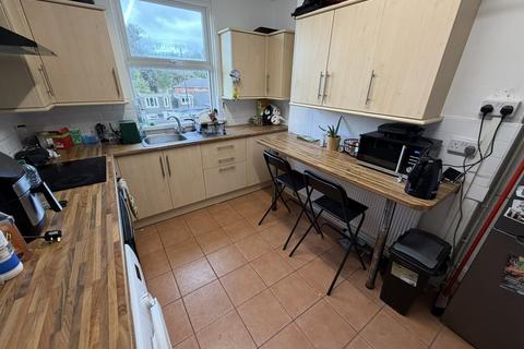 4 bedroom house share to rent, Waterloo Place, Brynmill, Swansea