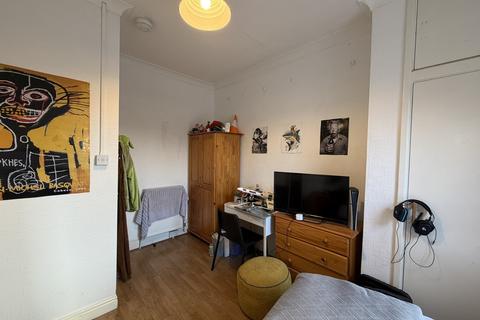 4 bedroom house share to rent, Waterloo Place, Brynmill, Swansea