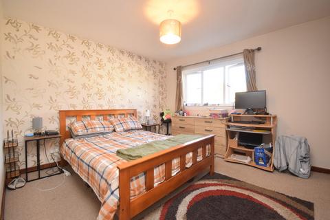 17 Graham Court, Bankfoot, Perth, PH1 4DS