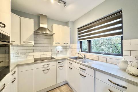 2 bedroom apartment for sale, St. Clements Hill, Truro