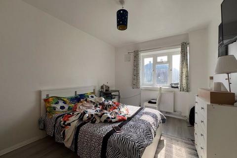 2 bedroom property for sale, Alderwood Road, London SE9