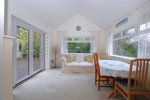 2 bedroom detached bungalow for sale, Sutton Park Avenue, Colchester