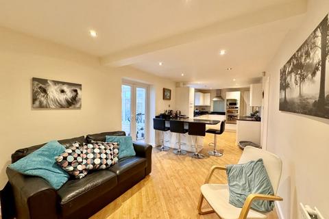 12 Bodicote Grove, Sutton Coldfield, B75 5TG