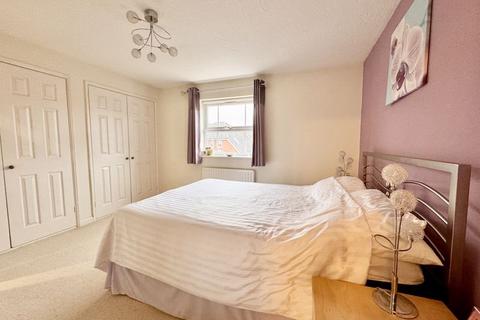 12 Bodicote Grove, Sutton Coldfield, B75 5TG