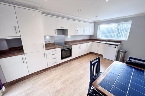 3 bedroom detached house for sale, Wellesley Way, Newport