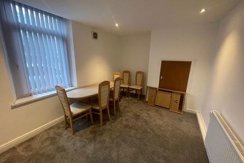 2 bedroom apartment to rent, Hope Street, Crook