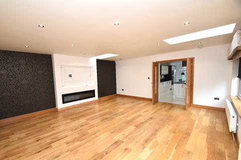 9 Braids Drive, Glasgow, G53 7SH