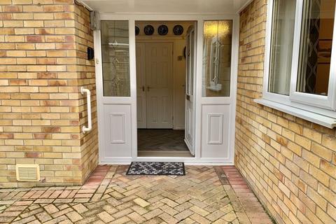 28 Brookfield, Neath, SA10 7EG