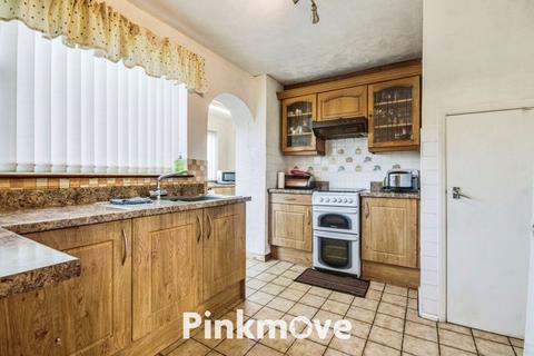 3 bedroom semi-detached house for sale, Traston Avenue, Newport - REF# 00025790