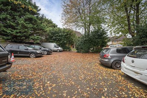 65 Jade Close, London, E16 3TZ