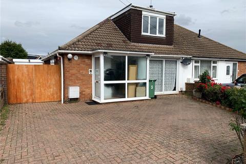 3 bedroom bungalow for sale, King William Close, Bedford MK45