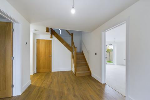 undefined, Manor Park, Keinton Mandeville