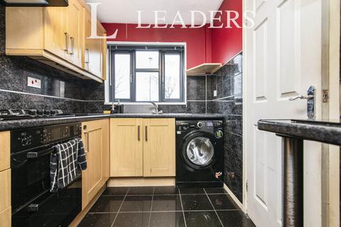 3 bedroom terraced house to rent, Rutter Street WS1