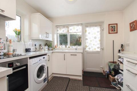 2 bedroom cottage for sale, Cheddington Lane, Long Marston