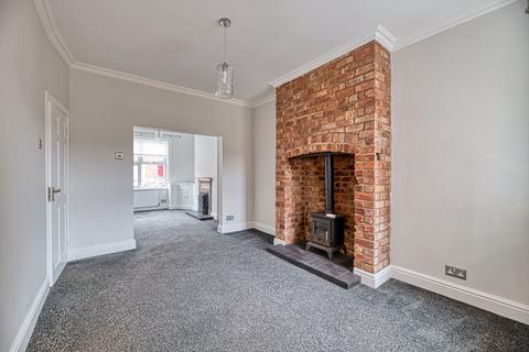 2 bedroom terraced house to rent, Ellison Street, Stockton Heath