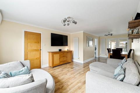 4 Capel Street, Capel Le Ferne, Folkestone, CT18 7JP