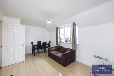 2 bedroom apartment to rent, Hubbards Close, Uxbridge, Middlesex UB8 3HB