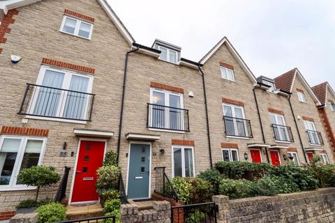 3 bedroom terraced house for sale, Strode Road, Clevedon