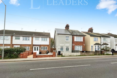 3 bedroom semi-detached house to rent, St Osyth Road, Clacton-on-Sea