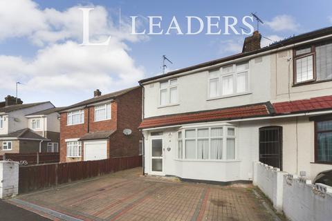 5 bedroom semi-detached house to rent, Spacious 5 bedroom - Large Driveway - LU4